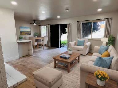 Main picture of 17082 Emerald Ln