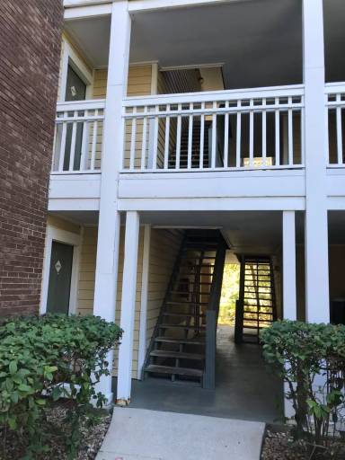 Main picture of 10024 Strafford Oak Ct