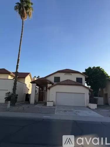 Main picture of 949 E Gila Ln