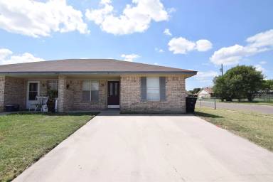 Main picture of 1809 Windward Dr