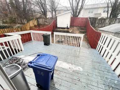 Main picture of 28 Ramsgate Ct