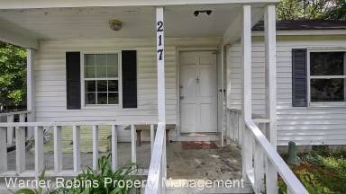 Main picture of 217 Camellia Cir