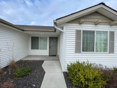 Main picture of 1483 N Touchet Dr