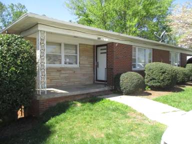 Main picture of 834 Graves St