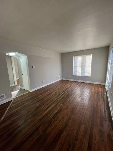 Main picture of 535 Taney Pl