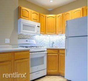 Main picture of 724 Bergen St