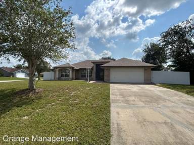 Main picture of 2423 Moonstone Ave