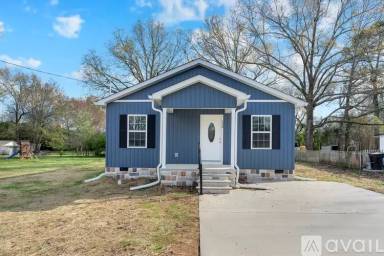 Main picture of 530 Noblitt Ln