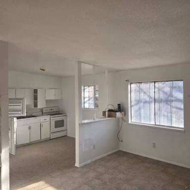 Main picture of 4429 Moonlight Ave