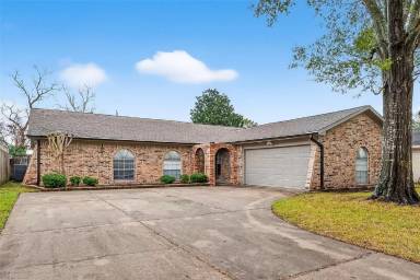 Main picture of 9538 Ravensworth Dr