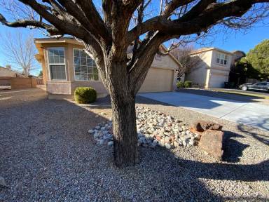 Main picture of 516 Whispering Meadows Dr NE