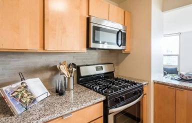 Main picture of 2099 S Michigan Ave