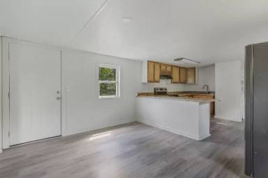 Main picture of 125 George M Rd