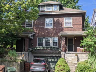 Main picture of 2041 Greenup St