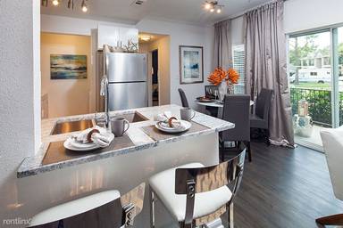 Main picture of Verandah At Lake Pointe