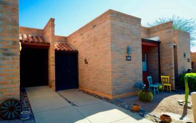 Main picture of 2509 S Calle del Dante