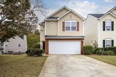 Main picture of 120 Meadowridge Dr