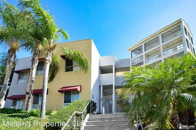 Main picture of 7471 University Ave