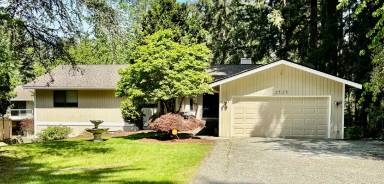 Main picture of 2525 144th St SE