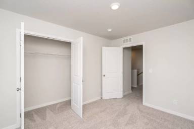 Main picture of 1031 35th Ct SE