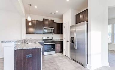 Main picture of 284 E Hayne St