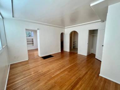 Main picture of 1404 Sassafras St