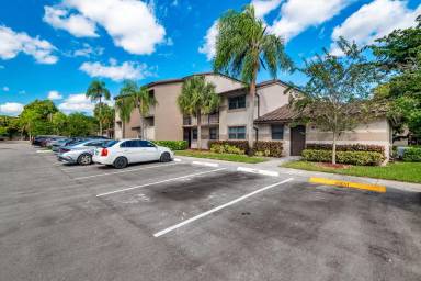 Main picture of 9951 Nob Hill Pl