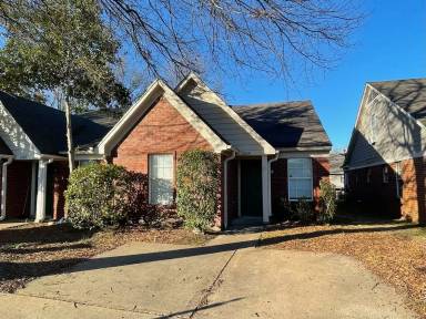 Main picture of 1602 Joy Blvd