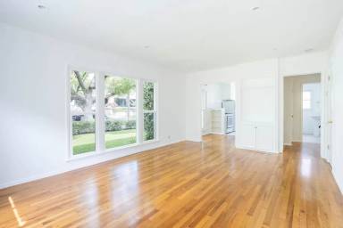 Main picture of 346 N Maple Dr