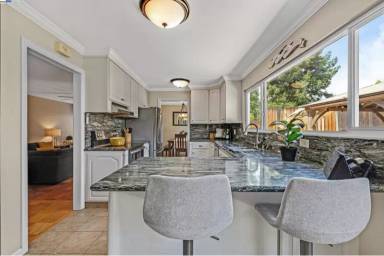 Main picture of 590 Cinnabar Dr