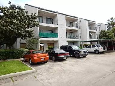Main picture of 2820 S Bartell Dr