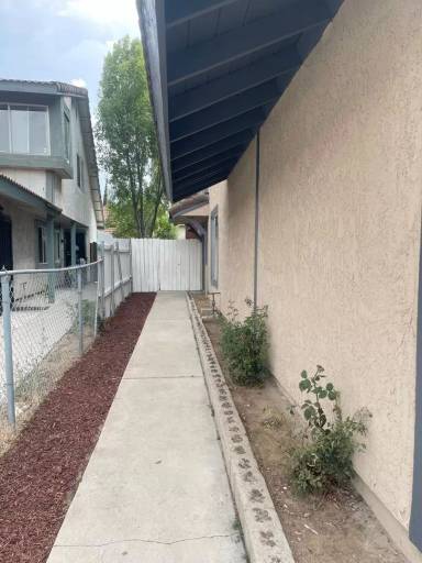 Main picture of 23461 Challis Ct