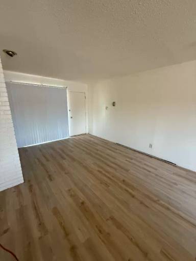 Main picture of 2601 N Kentucky Ave