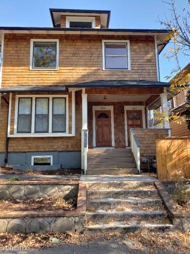 Main picture of 2186 NE 7th Ave