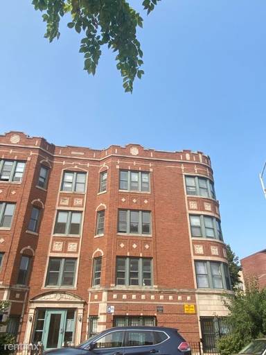 Main picture of 5646 W Washington Blvd