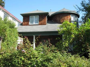 Main picture of 2527 Piedmont Ave