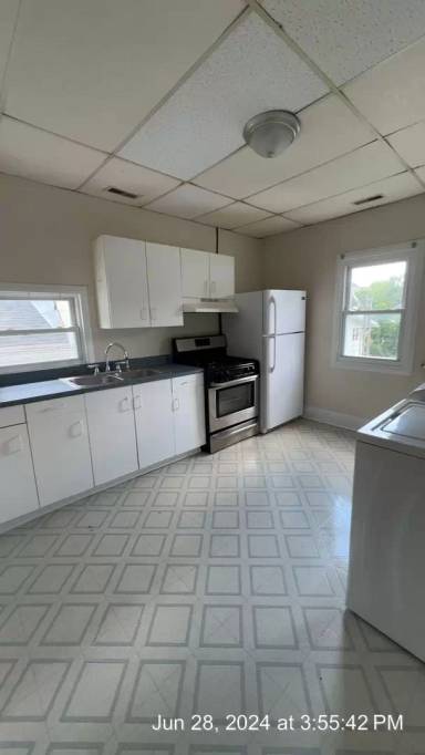 Main picture of 771 Snider St