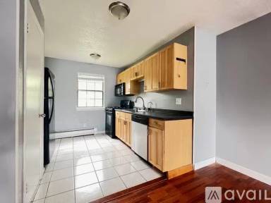 Main picture of 549 Russell Rd