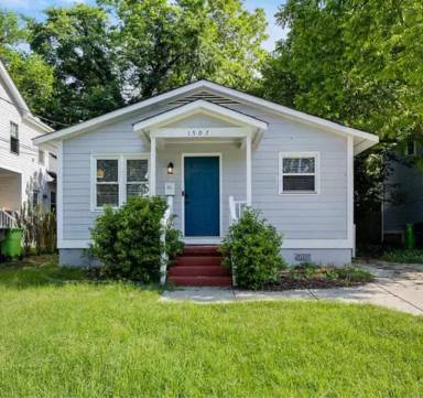 Main picture of 1507 E Jones St