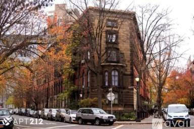 Main picture of 219 Avenue A
