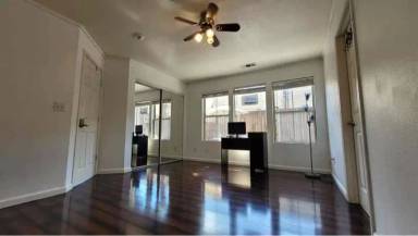 Main picture of 1772 Thornton Pl