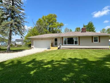 Main picture of 4381 Poe Rd