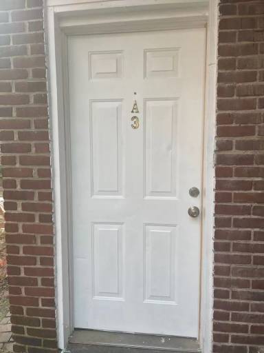 Main picture of 818 N West St