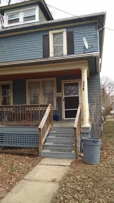 Main picture of 318 Parkway St