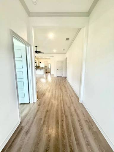 Main picture of 1743 Alamo Xing