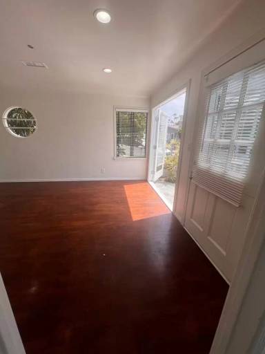 Main picture of 505 Clubhouse Ave