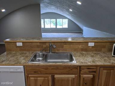 Main picture of 2785 W Seltice Way