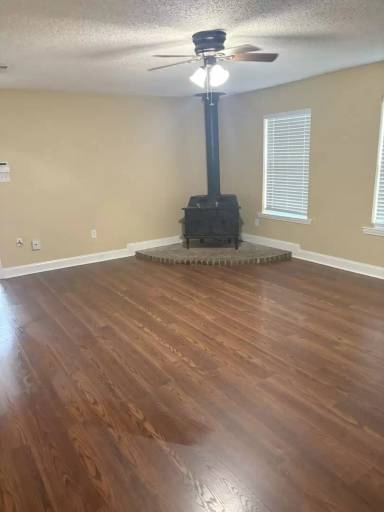 Main picture of 17123 Lawnside Ave