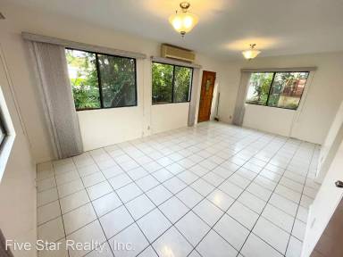 Main picture of 2820 Kaimuki Ave