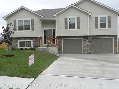 Main picture of 410 W Heritage Dr